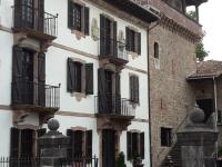 Hostal Palacio Jaureguia - Bed and Breakfast
