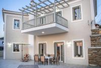 Villa Batsi View - Chambres d’hôtes