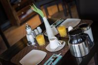 Hotel Maxim - Bed and Breakfast Langenfeld