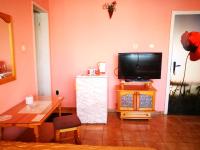 Deluxe Double Room (2 Adults + 1 Child)