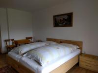 Tweepersoonskamer met 1 of 2 Bedden en Gedeelde Badkamer