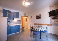 Apartment mit Balkon