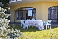 Apartamento de 1 dormitorio con patio