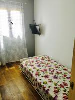 Single Room with Shared Bathroom