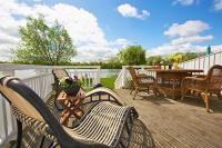 B&B South Cerney - Caterina Lake Lodge - Bed and Breakfast South Cerney