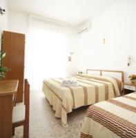 Camera Matrimoniale/Doppia con Letti Singoli con Balcone 