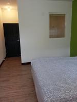 Kamer met Queensize Bed en Balkon