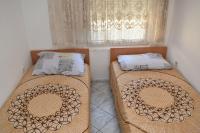 Two-Bedroom Apartment (3 Adults+ 2 Children)
