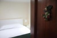 Standard Double Room with Shared Bathroom