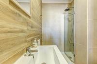 Studio Apartment with Canal View - Third Floor