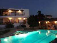 The Three Graces - B&B Karterós