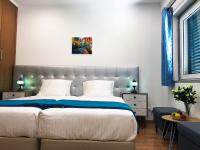 Chambre Double ou Lits Jumeaux avec Salle de Bains Privative