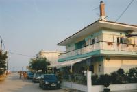 Lola Rooms & Apartment - B&B Néa Vrasná