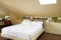 Mansard very close to Duomo - Ferienwohnung Mailand