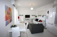 White Residence Luxury Apartments