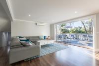 QUPI HOUSE formerly Rex's Yarra Valley House - B&B Healesville