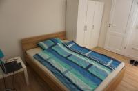 Camera Matrimoniale/Doppia con Letti Singoli con Bagno in Comune