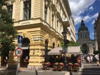 Makes You Happy Budapest - B&B Budapest