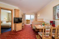 One-Bedroom Apartment (2 Adults + 2 Children)