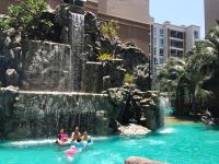 Atlantis Condo Resort Jomtian Pattaya - monthly also available - B&B Jomtien