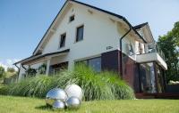 Apartamenty U Harrego I Przy Stawie Spa z klimatyzacją, balia, sauna, ogrodem i parkingiem - Chambres d'hôtes Kudowa-Zdrój