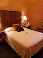 Queen Room with Shared Bathroom