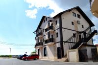 Casa Caroli - Ferienwohnung Târgu Jiu