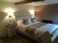 Deluxe Double Room with Shower