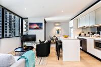 2 Bedroom 1 Bathroom CBD Apartment on level 17
