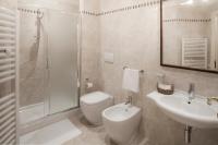 Doppel- oder Zweibettzimmer