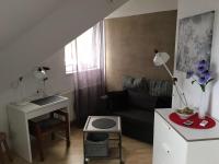 Apartment with Shower