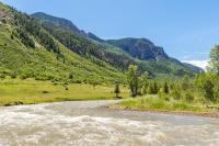 B&B Redstone - Three Sisters Peak Cabin at Filoha Meadows - Bed and Breakfast Redstone