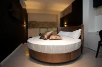 Love room with Hot Tub