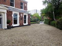 The Heaton at Claremont Serviced Apartments - B&B Leeds