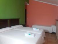 Chambre Triple avec 1 Lit d'Appoint