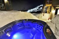 Chalet 27 Chemin Blanc by Les Chalets Alpins - Bed and Breakfast Stoneham