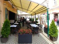 Cherry Apartman - B&B
