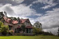 Suite with Mountain View