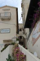 One-Bedroom Apartment (4 Adults + 2 Children)