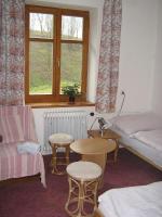 Doppel- oder Zweibettzimmer