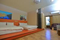 Quadruple Room with Private Bathroom