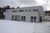 Apartment mit 3 Schlafzimmern und Terrasse