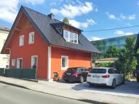 Two-Bedroom Apartment with Garden and Terrace Austrasse 5