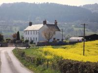 B&B Abergavenny - Hardwick Farm - Bed and Breakfast Abergavenny