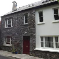 Modern Home in the Heart of Rosscarbery Village - Ferienwohnung
