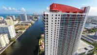 Three-Bedroom Beachwalk Resort Apartment - B&B