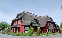 Karolas Landhus unterm Reetdach - Bed and Breakfast