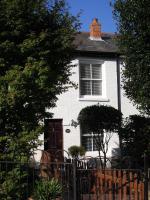 B&B Portsmouth - Pretty Victorian Cottage - Bed and Breakfast Portsmouth