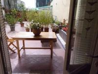 Apartamento con balcón