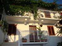 Studio Apartments Kuljiš - B&B Vis